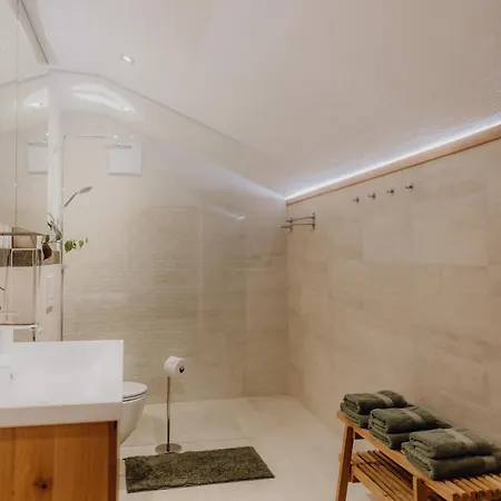 Im Obstgarten Lengau