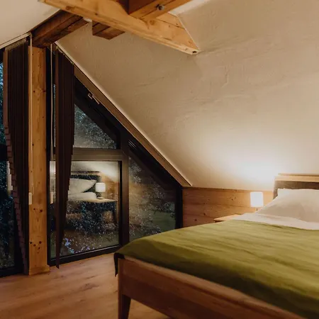 Im Obstgarten Horská chata Lengau