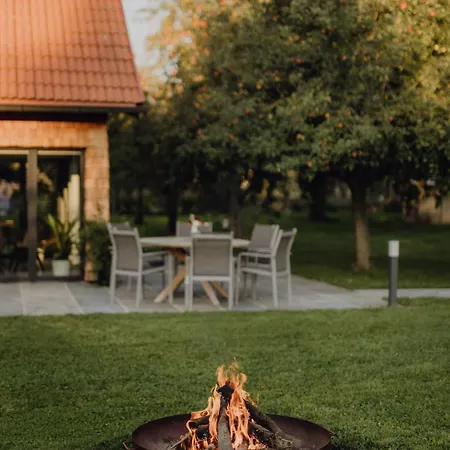 Im Obstgarten Lengau
