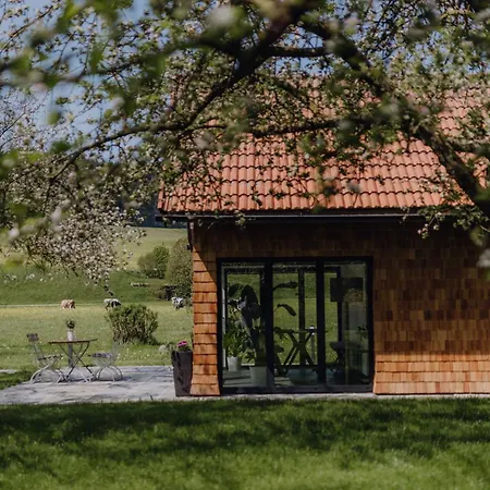 Im Obstgarten *