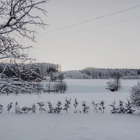 Im Obstgarten בקתה