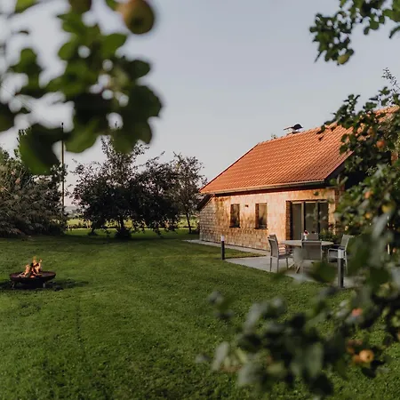 Chalet Im Obstgarten