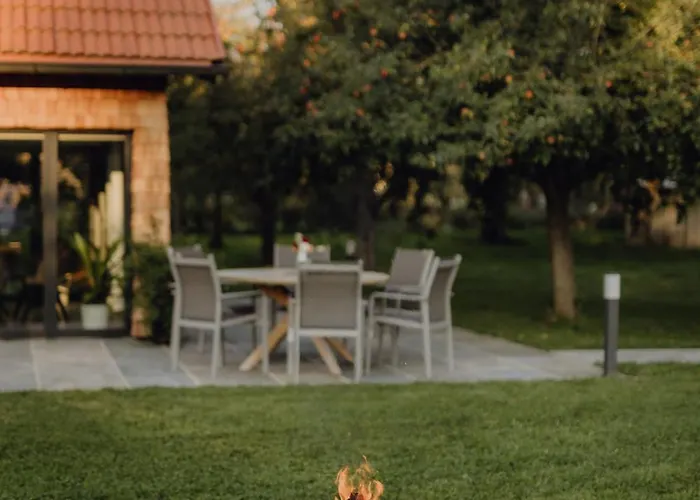 Im Obstgarten Lengau