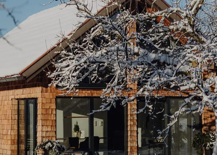 Im Obstgarten * Lengau