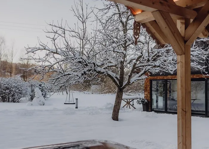 Im Obstgarten * Lengau